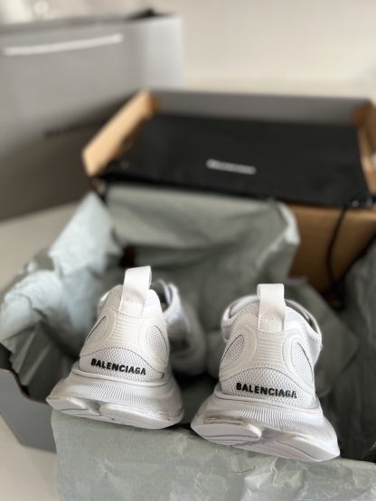 Balenciaga Lightweight Breathable Running Shoes - Image 4