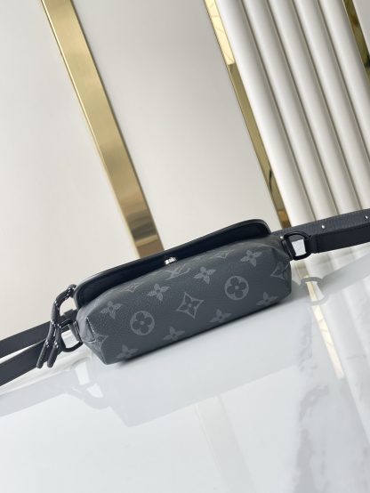 Louis Vuitton PULSE colorblock messenger bag - Image 4