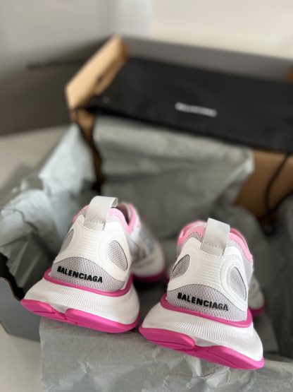Balenciaga stylish lightweight breathable running shoes - Image 4