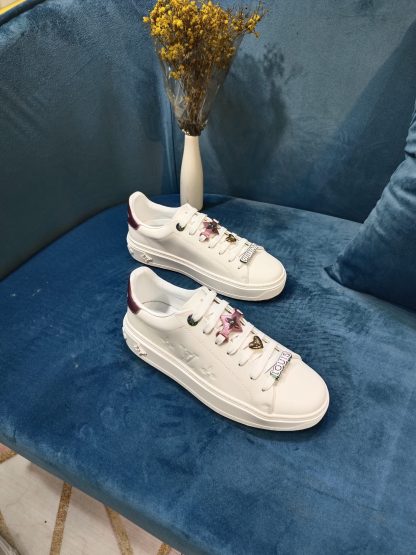 Louis Vuitton Time Out sneakers - Image 4
