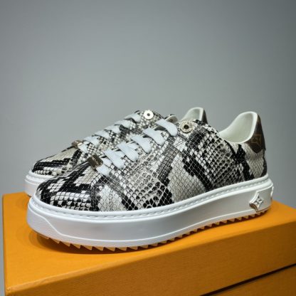 Louis Vuitton low-top new casual couple shoes - Image 5