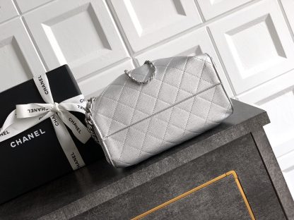 Chanel bag style hippie hobo shiny silver bag - Image 4