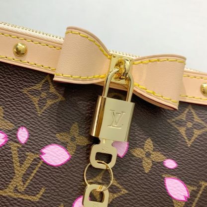 Louis Vuitton Pochette Accessoires Handbag - Image 4