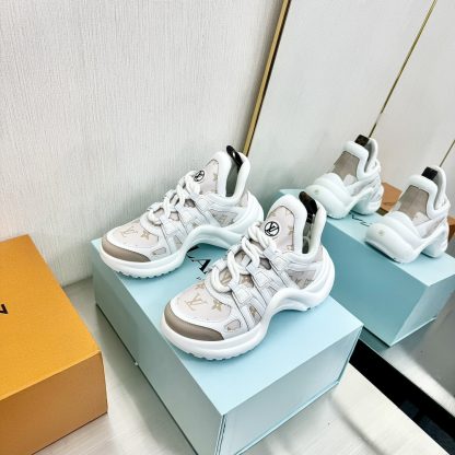 Louis Vuitton casual sports shoes - Image 4