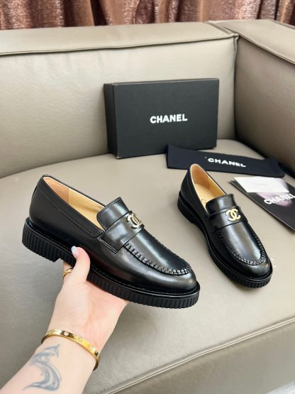 Chanel versatile black shiny slim temperament loafers heel height 2cm - Image 4
