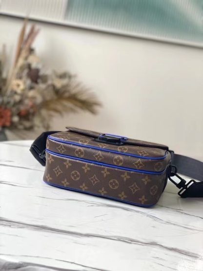Louis Vuitton S Lock Messenger Bag - Image 4