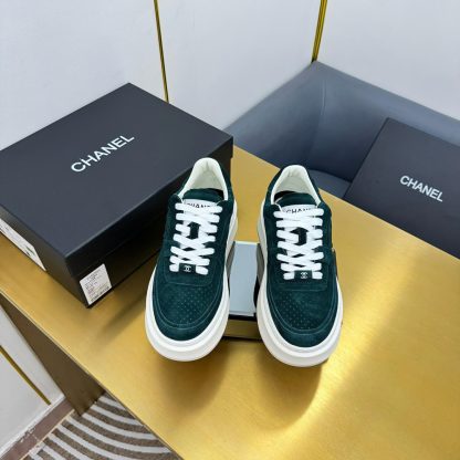 Chanel dark green casual versatile sneakers - Image 4