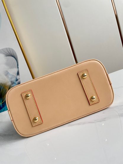 Louis Vuitton ALMA BB monogram shell bag - Image 4