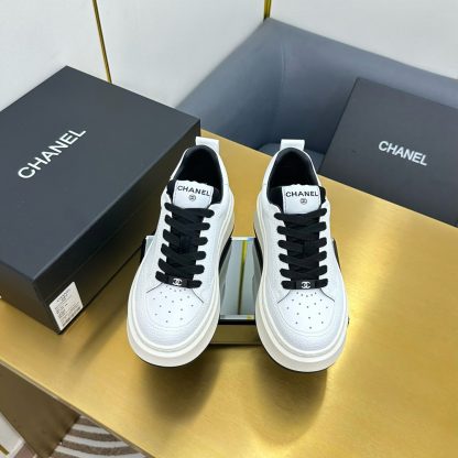 Chanel white with black laces and lining casual versatile sneakers - Image 4