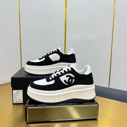 Chanel black and white casual versatile sports shoes - Image 4