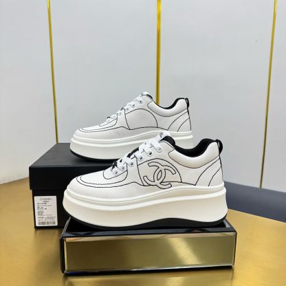 Chanel beige with black lining casual versatile sneakers - Image 4