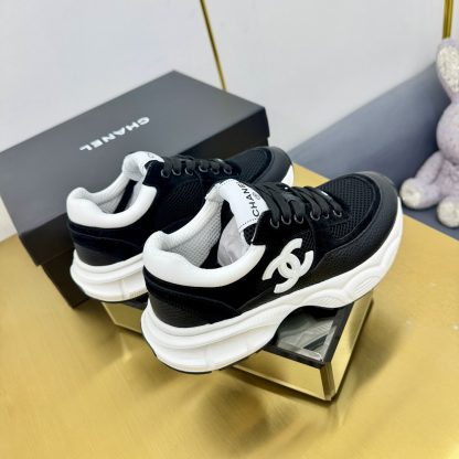Chanel black classic breathable casual shoes for men and women - Image 4
