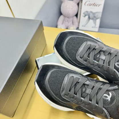 Chanel men's and women's couple's pure black classic sports casual dad shoes - Image 4