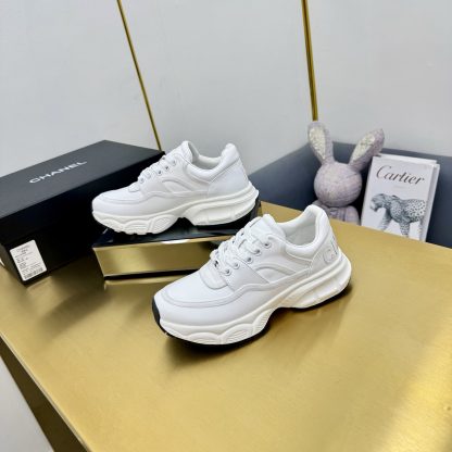Chanel men's and women's couple's pure white classic sports fashion casual dad shoes - Image 4