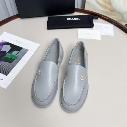 Chanel Spring/Summer Dancing Shoes Collection Blue-Gray Retro Loafers - Image 4