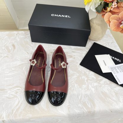 Chanel autumn and winter new red retro style small round head thick heel loafers - Image 4