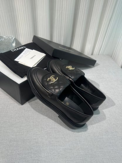 Chanel early spring new black temperament loafers - Image 4