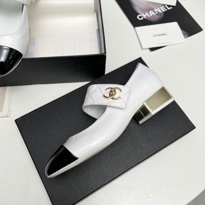 Chanel early spring new white round pointed toe small leather shoes heel height 2.5cm - Image 3
