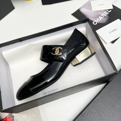 Chanel early spring new black round pointed toe small leather shoes heel height 2.5cm - Image 4