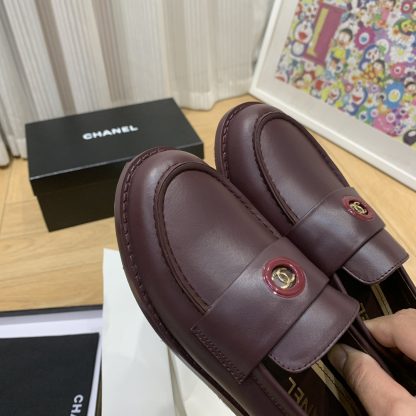 Chanel autumn and winter new red retro style small round head loafers - Image 3