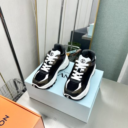Louis Vuitton Run 55 sneakers - Image 4