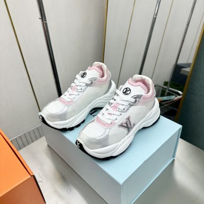 Louis Vuitton Run 55 sneakers - Image 4