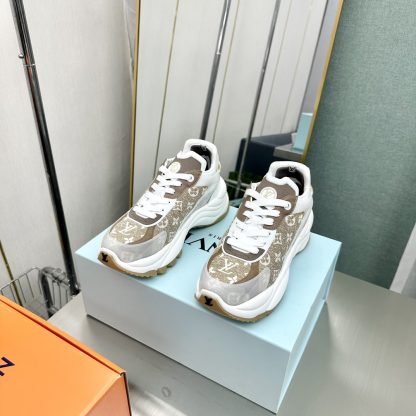 Louis Vuitton Run 55 sneakers - Image 4