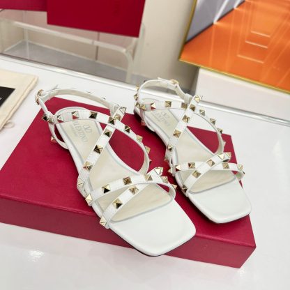 VALENTINO simple and versatile rivet element fashionable flat sandals - Image 4