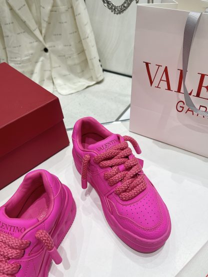 VALENTINO Thick-soled casual sneakers - Image 4