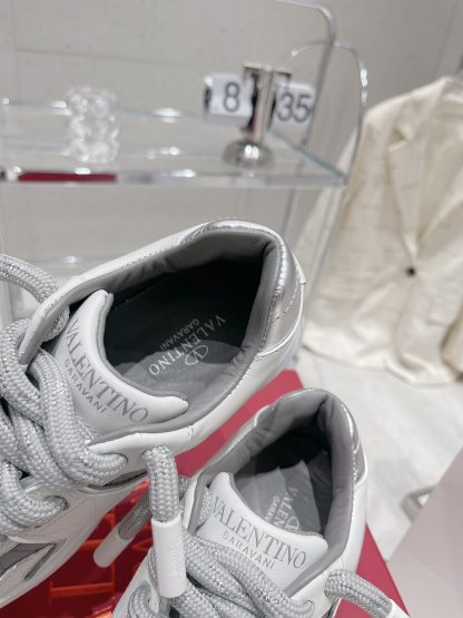 VALENTINO Thick-soled casual sneakers - Image 4