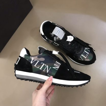 VALENTINO Classic camouflage pattern casual sneakers - Image 4