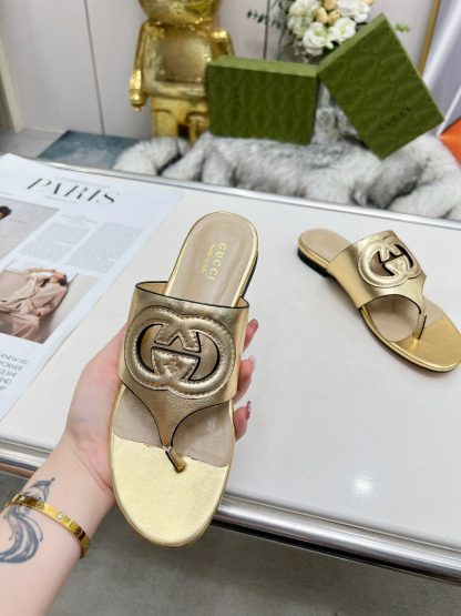 Gucci flip flops - Image 5