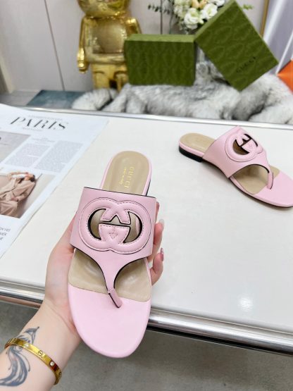 Gucci flip flops - Image 5