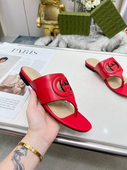 Gucci flip flops - Image 5