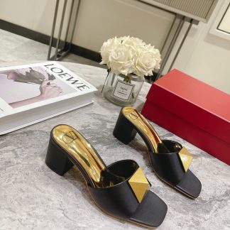 VALENTINO Gold Large Rivet High-end Sandals High Heels