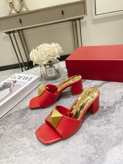 VALENTINO Gold Large Rivet High-end Sandals High Heels