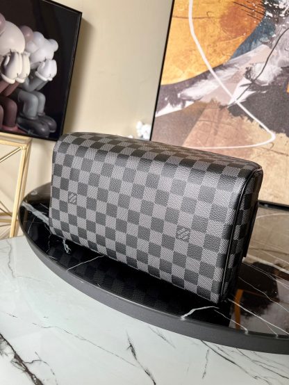 Louis Vuitton N47528 black large toiletry bag - Image 4