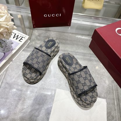 Gucci Women's New GG Platform Slide Sandals - Image 3