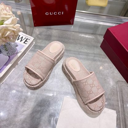Gucci Women's New GG Platform Slide Sandals - Image 4