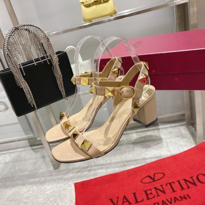 VALENTINO Temperament rivet sandals high heels - Image 4