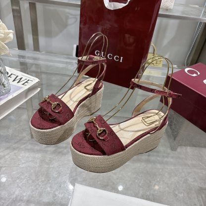 Gucci Women's Horsebit Flat Mid-Heel Platform Sandals - Image 4