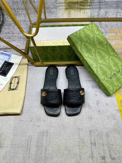 Gucci's latest hot-selling slippers - Image 5
