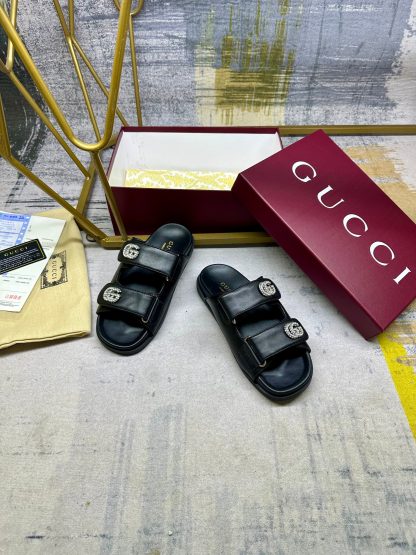 Gucci's latest hot-selling slippers - Image 5