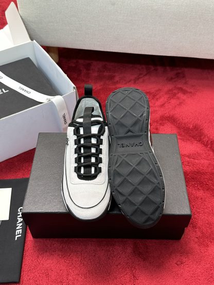 Chanel men's and women's couple's versatile fashion white and black mix and match casual sports shoes - Image 4