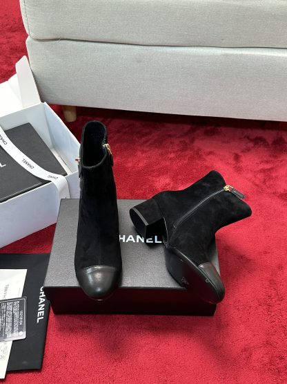 Chanel's new simple, stylish and comfortable black ankle boots with a heel height of 5cm - Image 4