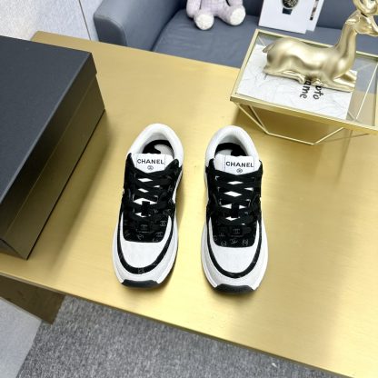 Chanel classic gray and black versatile casual sneakers - Image 4