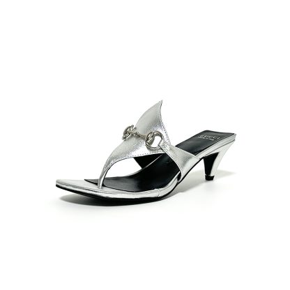 Gucci Spring and Summer Square Toe Flip Flops Classic Buckle Series - Image 4