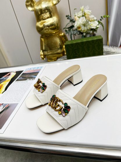 Gucci spring and summer new GG rhinestone buckle round toe thick heel slippers - Image 4