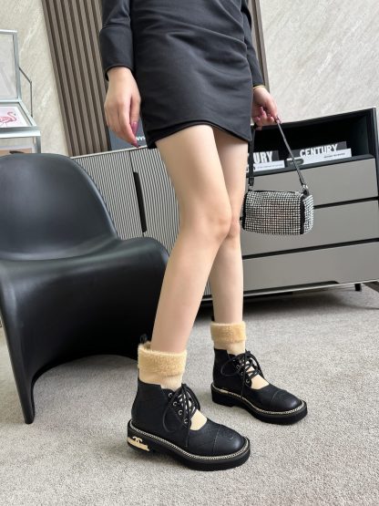 Chanel classic fashion black apricot simple lace-up boots - Image 4