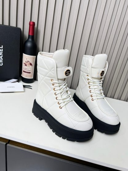 Chanel's new autumn and winter beige diamond-style bread boots - Image 4